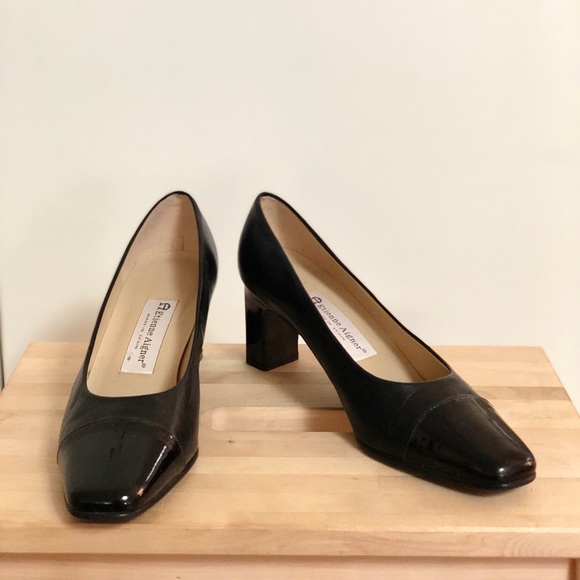 etienne aigner heels